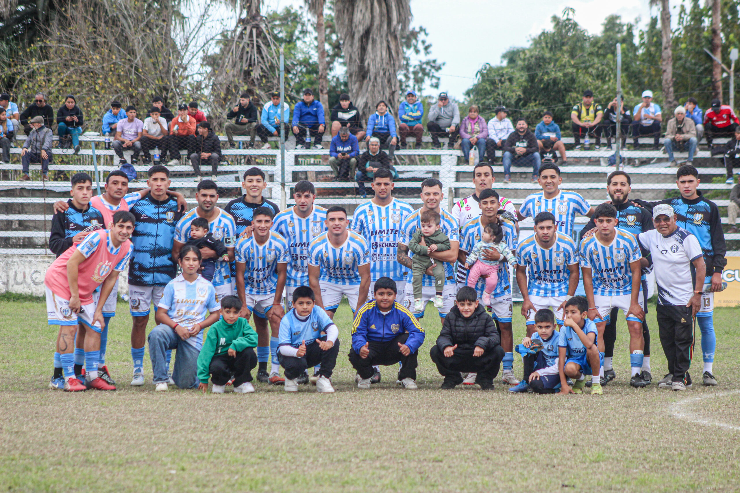 club kit photo